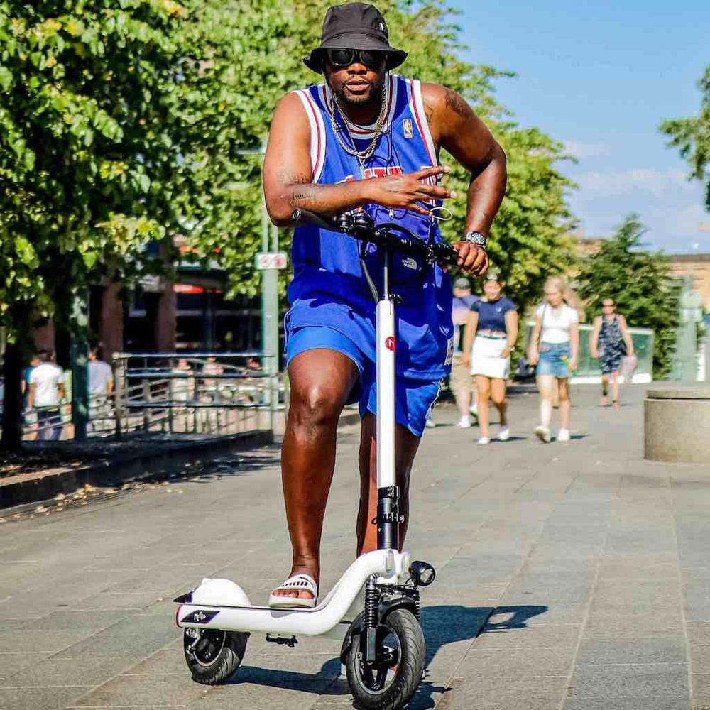 pastori_pike_sahkopotkulauta_meeko_electric_scooters