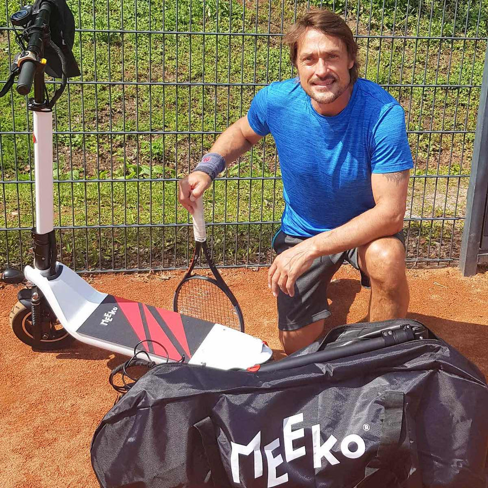 teemu_selanne_sahkopotkulauta_meeko_electric_scooter